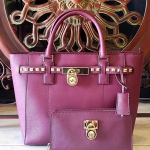 Michael Kors Leather Handbag w/ matching wallet
